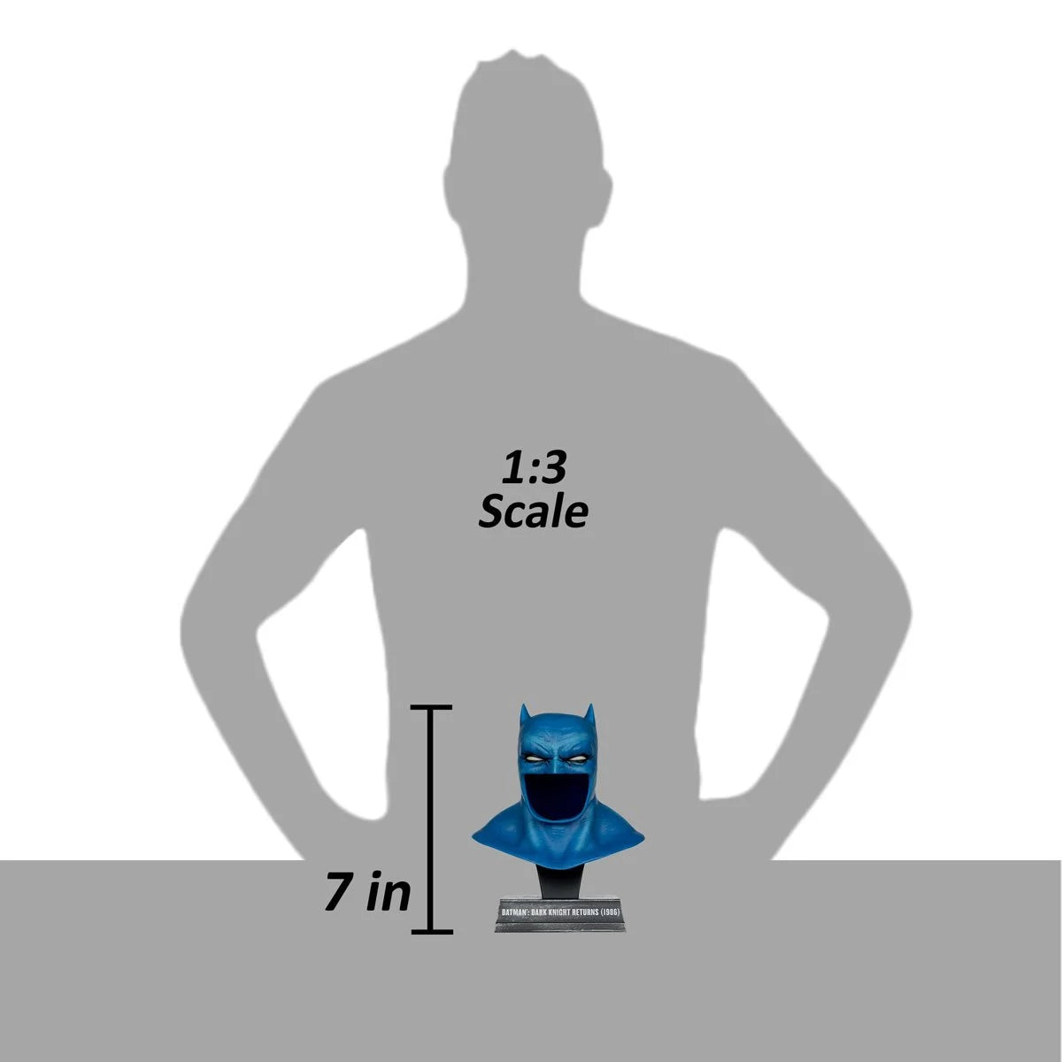 DC Direct – Batman (Dark Knight Returns) 1:3 Scale Cowl Prop Replica