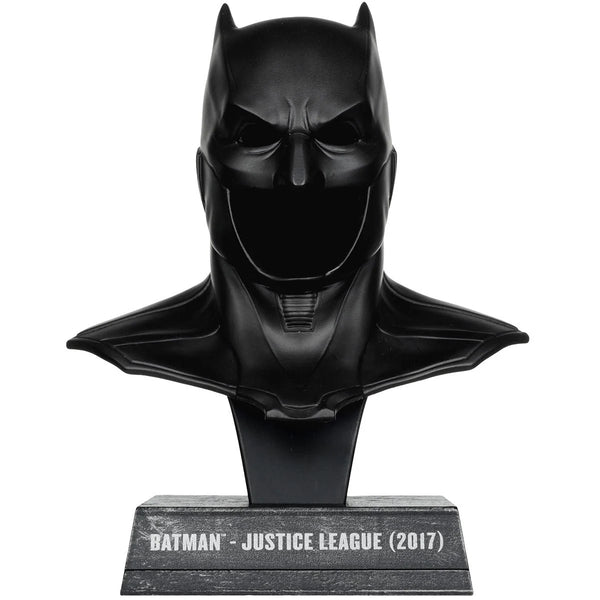 DC Direct – Batman (Justice League) 1:3 Scale Cowl Prop Replica