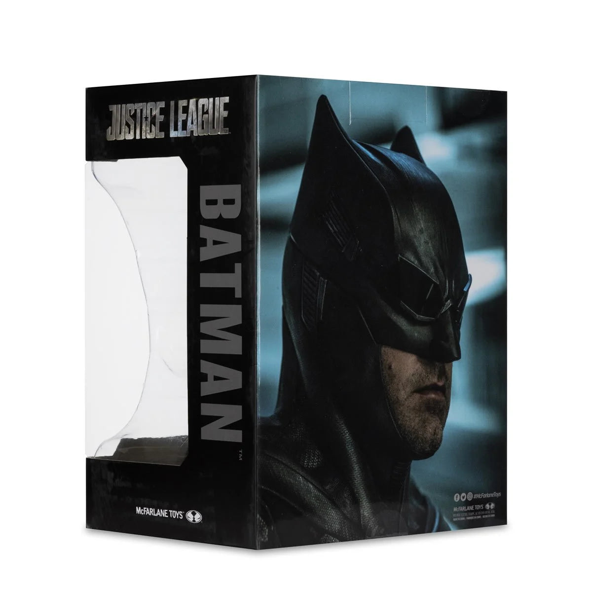 DC Direct – Batman (Justice League) 1:3 Scale Cowl Prop Replica
