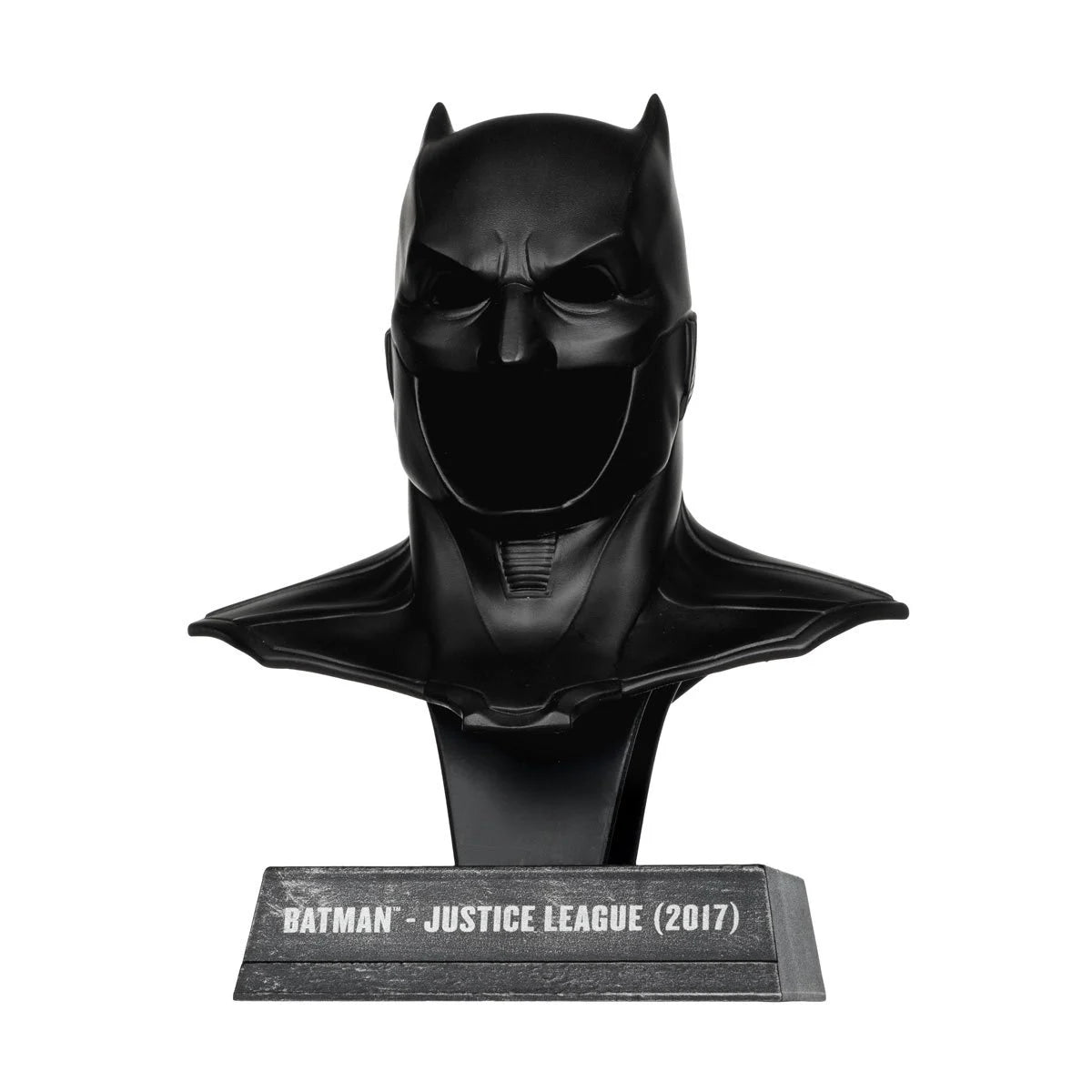 DC Direct – Batman (Justice League) 1:3 Scale Cowl Prop Replica