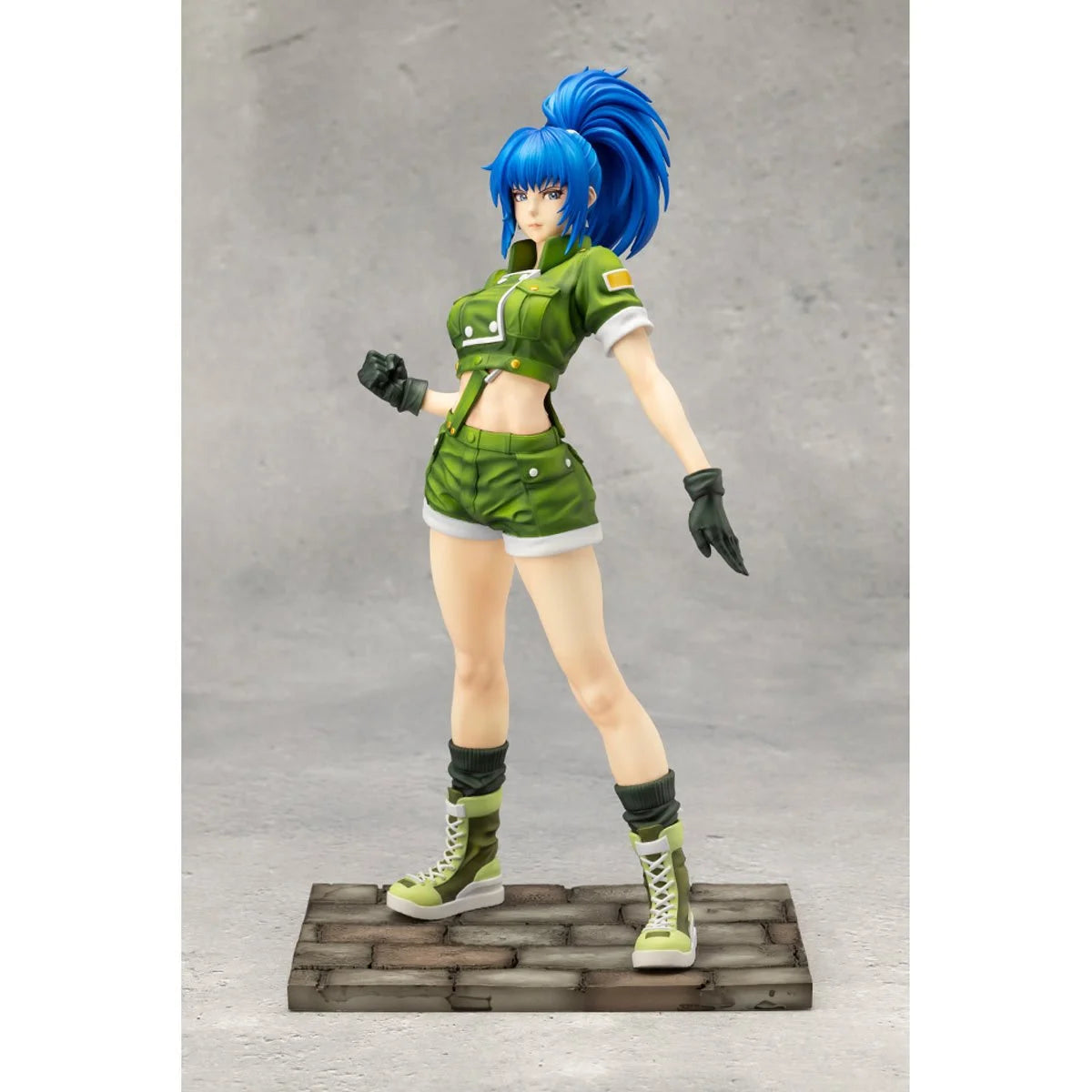 Kotobukiya – Leona Heidern 1:7 Scale Bishoujo Statue