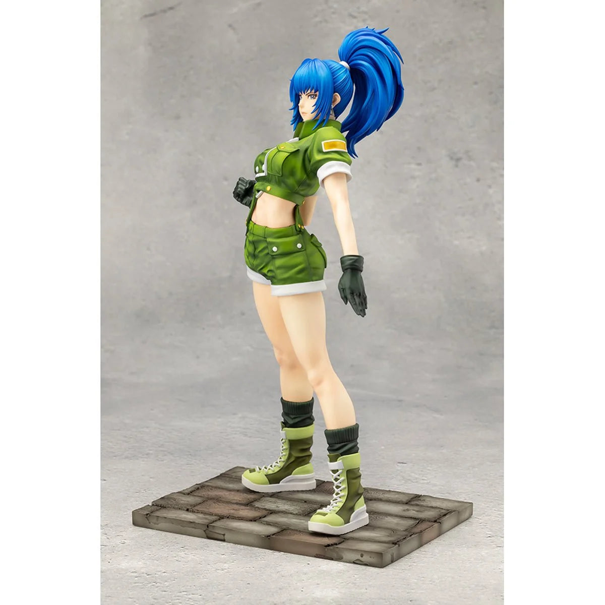 Kotobukiya – Leona Heidern 1:7 Scale Bishoujo Statue