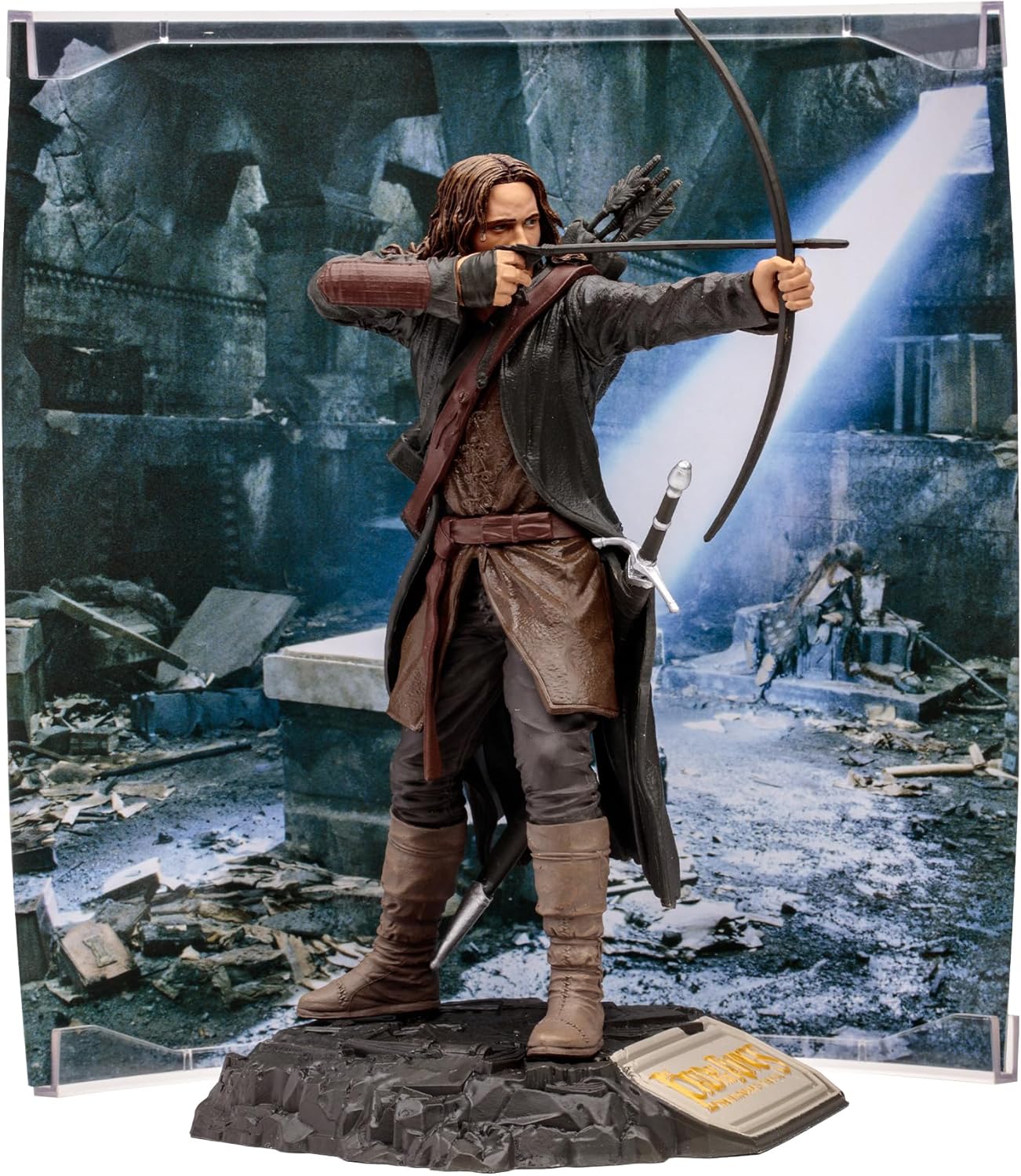 Movie Maniacs – Aragorn (WB 100th Anniversary) Posed Figure (Limited Edition)