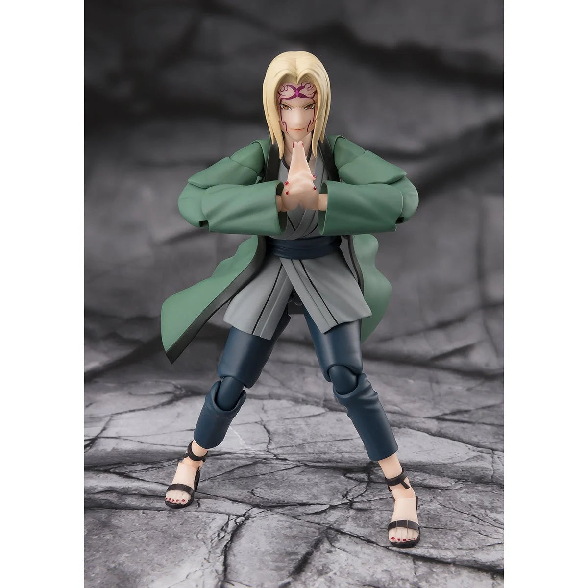 S.H.Figuarts – Tsunade (The Legendary Medical Ninja) Action Figure