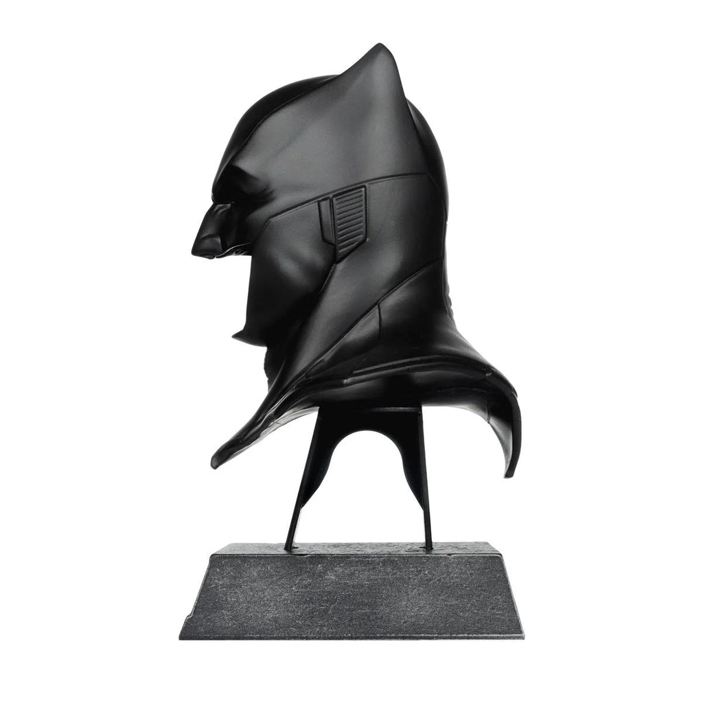 DC Direct – Batman (Justice League) 1:3 Scale Cowl Prop Replica