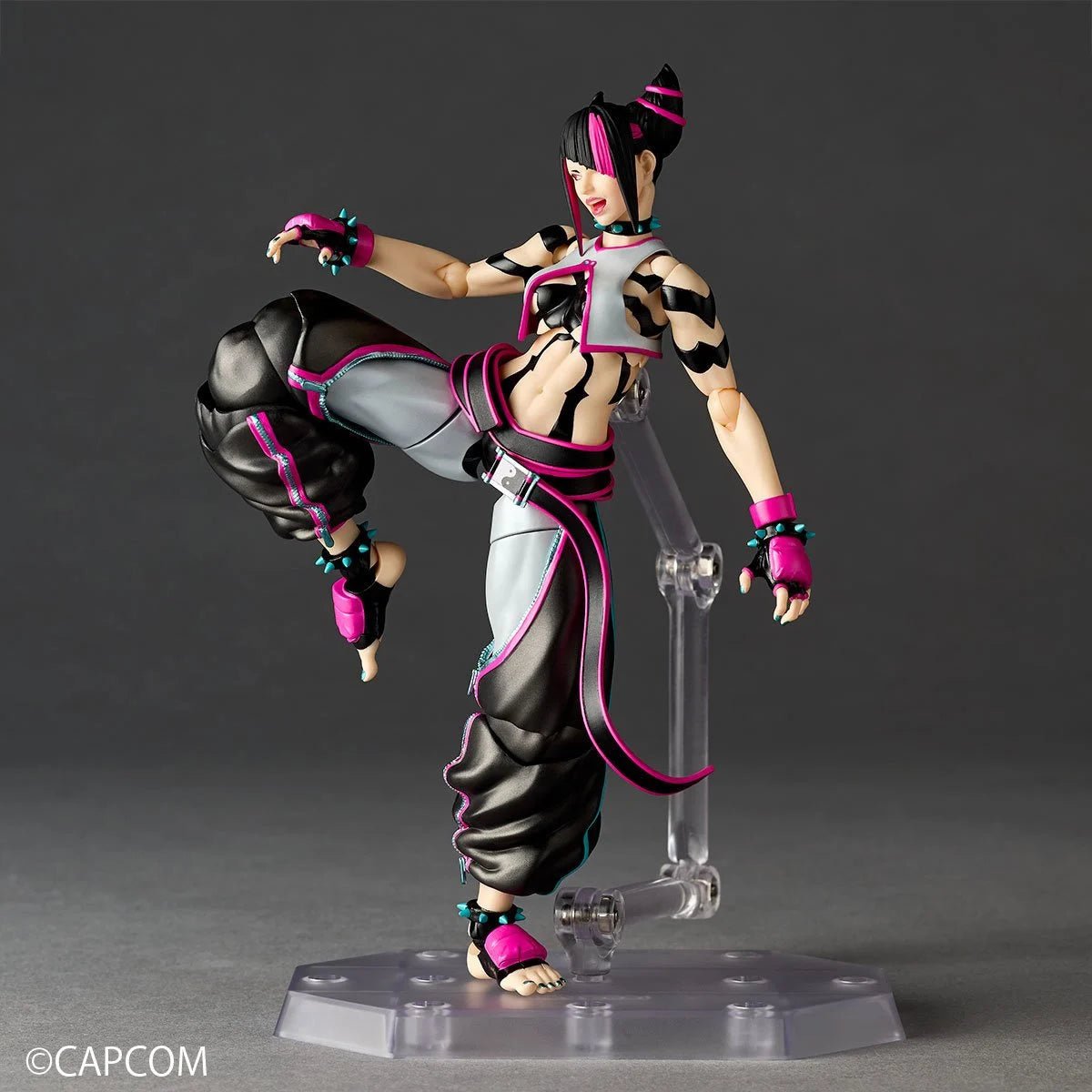 Kaiyodo – Juri (Amazing Yamaguchi) Revoltech Action Figure